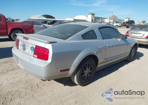2007 Ford Mustang V6 Deluxe/V6 Premium from USA, damaged, VIN 1ZVFT80NX75277292